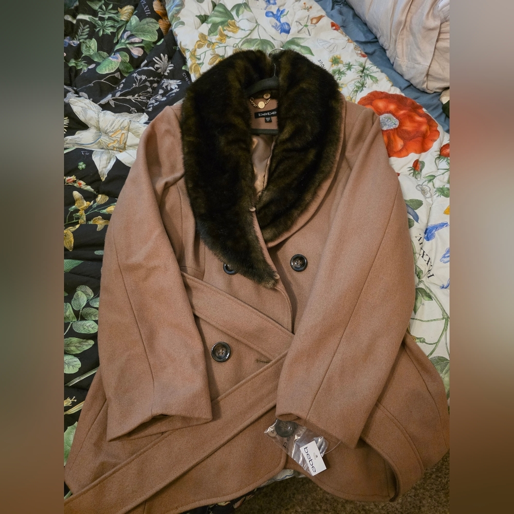 NWOT Bebe Wool Blend Pea Coat W/Faux Fur